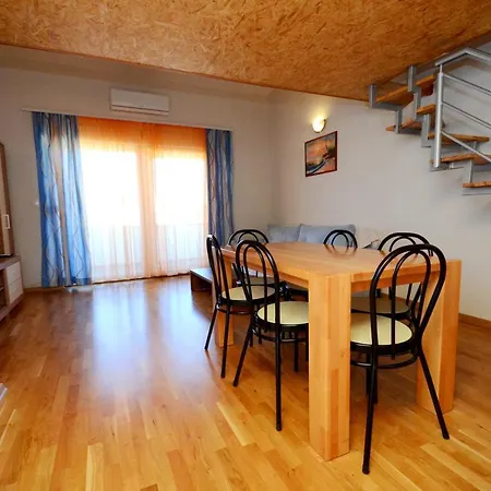A7 - Apt With 2 Balconies 5 Min Walking To Beach